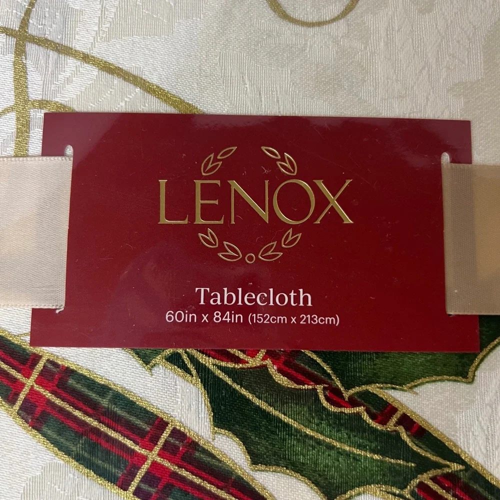 Lenox Holiday Nouveau‎ Tablecoth Plaid Holly Leaves 60 x 84 NIP Cotton Polyester